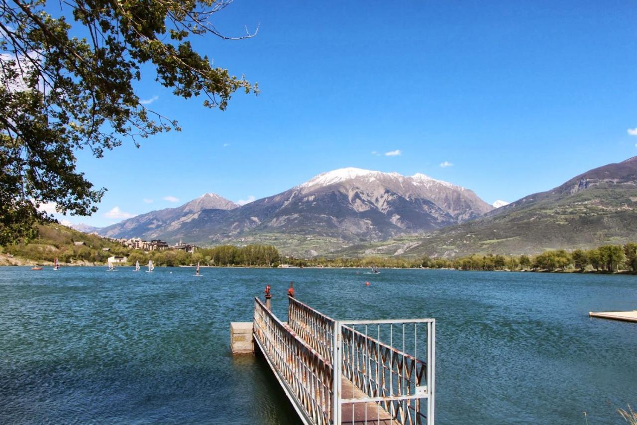 L'Hivernet, Grand Triplex Neuf Au Coeur D'Embrun Acces Facile Bagian luar foto